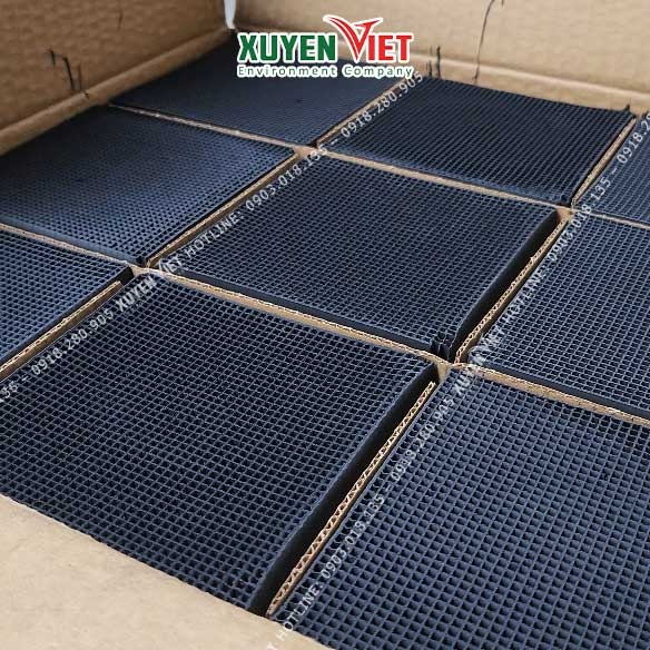 thung than hoat tinh to ong tai Xuyen Viet gom 18 vien - Than hoạt tính tổ ong lọc khí - khử mùi công nghiệp